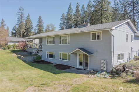 1140 S Pine Street Kettle Falls WA 99141