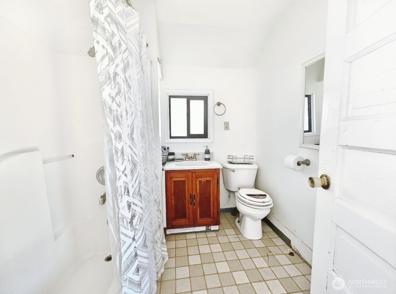 1202 W Perry Street W Aberdeen WA 98520