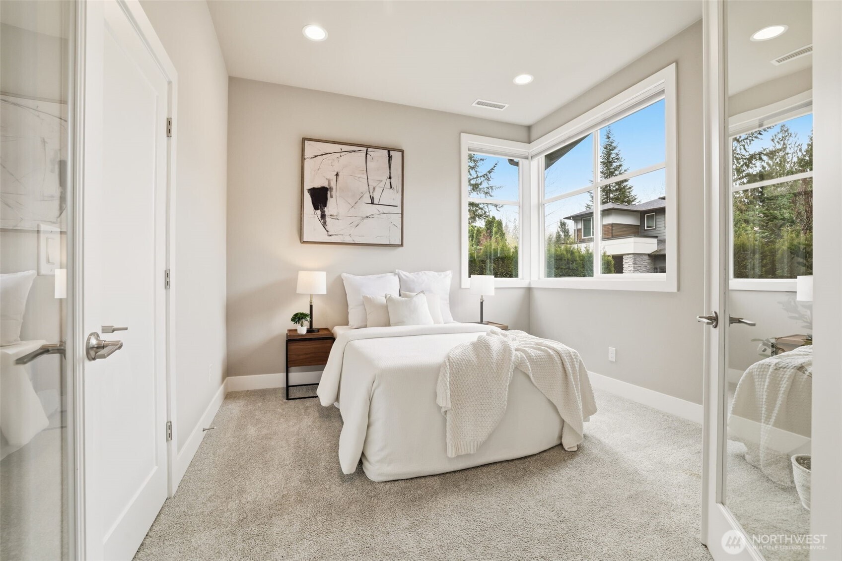 24387 NE 24th Street Sammamish WA 98074