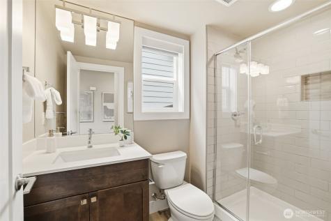 24387 NE 24th Street Sammamish WA 98074