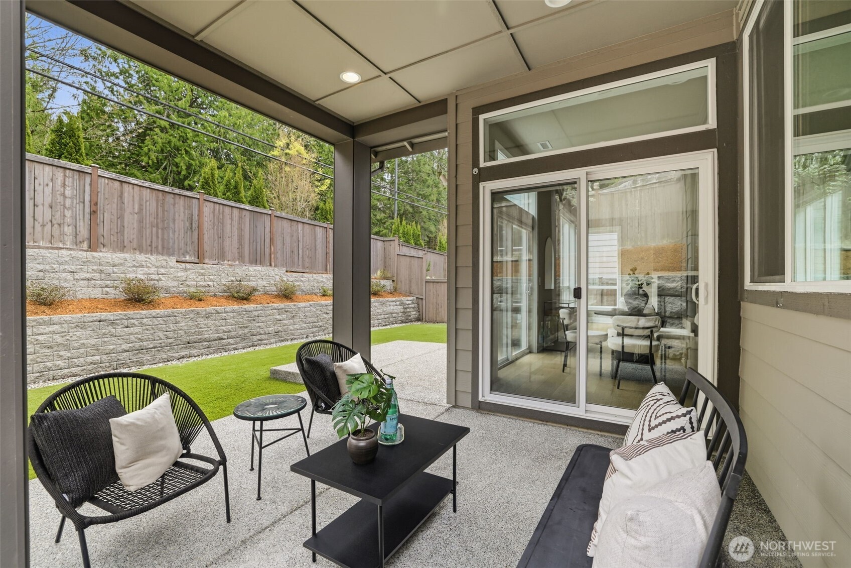 24387 NE 24th Street Sammamish WA 98074