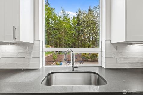2051 Lexington Avenue Blaine WA 98230