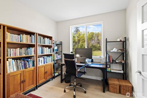 2051 Lexington Avenue Blaine WA 98230