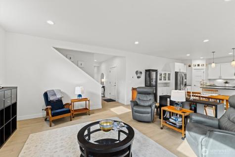 2051 Lexington Avenue Blaine WA 98230