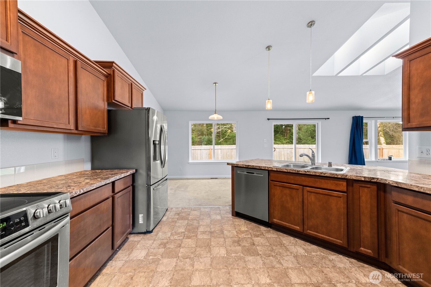 181 Duck Lake Drive NE Ocean Shores WA 98569