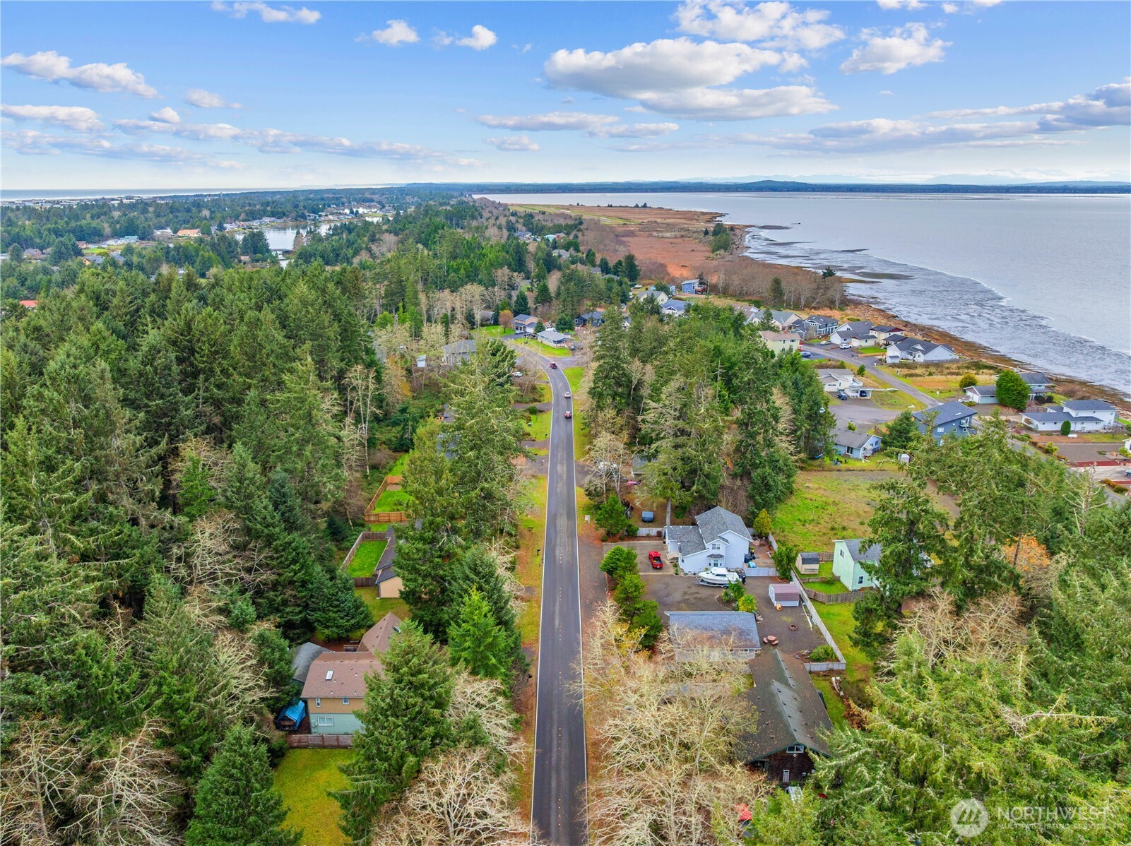 181 Duck Lake Drive NE Ocean Shores WA 98569