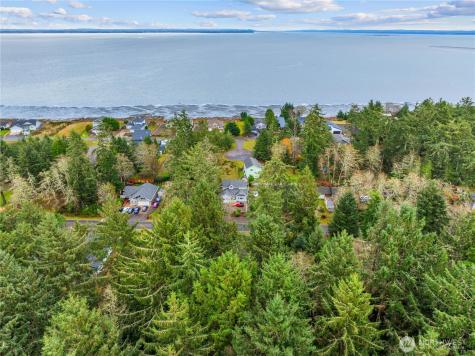 181 Duck Lake Drive NE Ocean Shores WA 98569