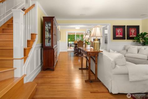 17409 113th Avenue NE Bothell WA 98011