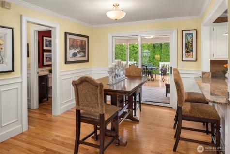 17409 113th Avenue NE Bothell WA 98011