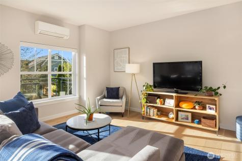 1936 17th Avenue NE Issaquah WA 98029