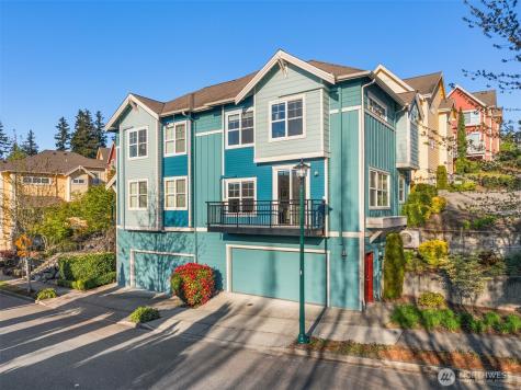 1936 17th Avenue NE Issaquah WA 98029