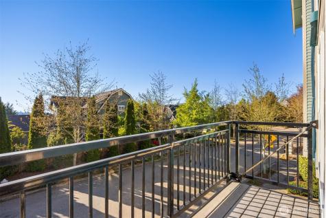 1936 17th Avenue NE Issaquah WA 98029