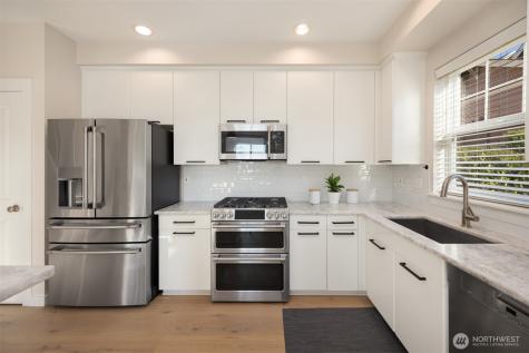 1936 17th Avenue NE Issaquah WA 98029