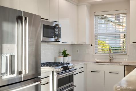 1936 17th Avenue NE Issaquah WA 98029