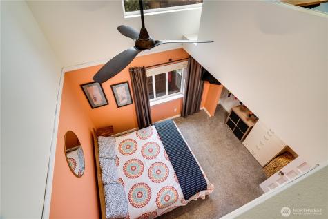 10319 Midvale Avenue N Seattle WA 98133