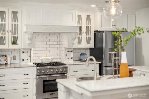 14440 Sunrise Drive NE Bainbridge Island WA 98110