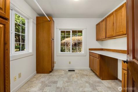 14440 Sunrise Drive NE Bainbridge Island WA 98110