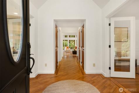 14440 Sunrise Drive NE Bainbridge Island WA 98110