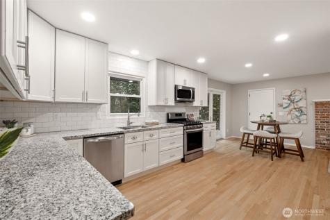 25819 173rd Avenue SE Covington WA 98042