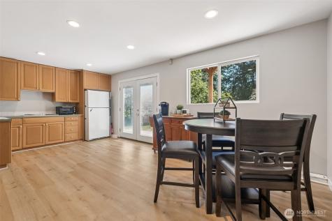 25819 173rd Avenue SE Covington WA 98042