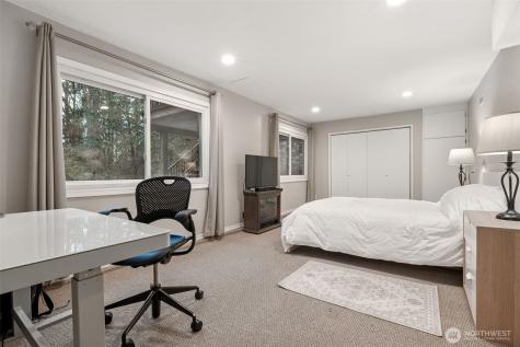 25819 173rd Avenue SE Covington WA 98042