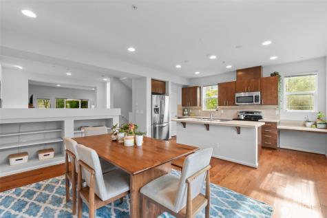 15720 Manor Way Lynnwood WA 98087