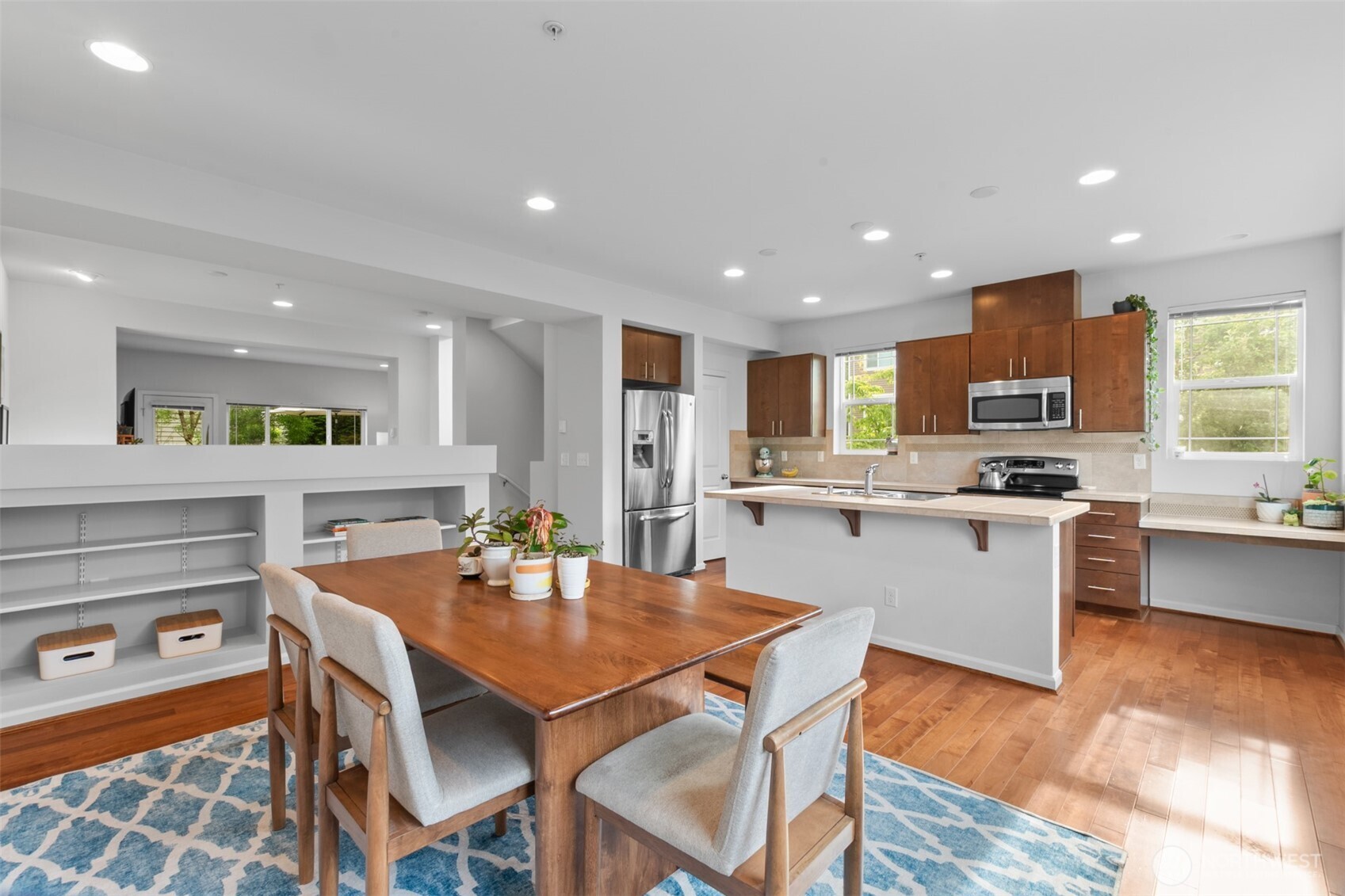 15720 Manor Way Lynnwood WA 98087