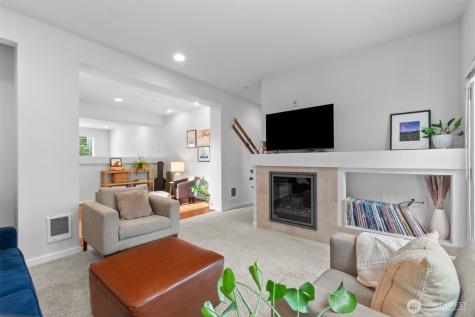 15720 Manor Way Lynnwood WA 98087
