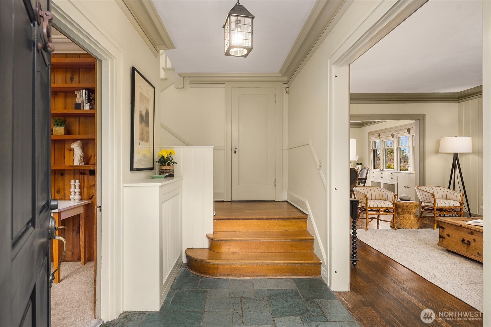 1208 E Newton Street Seattle WA 98102