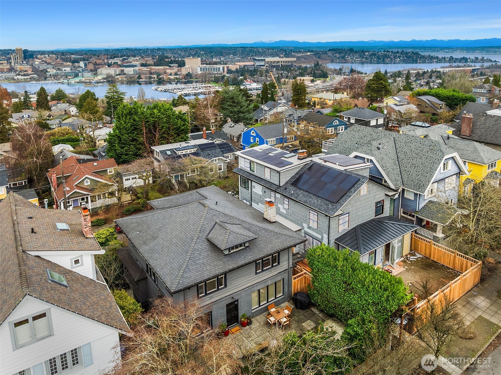 1208 E Newton Street Seattle WA 98102