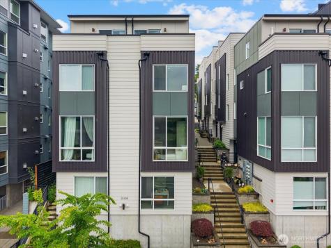 3104 SW Avalon Way Seattle WA 98126