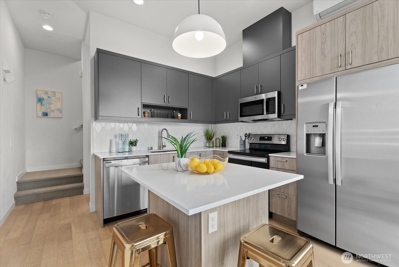 3104 SW Avalon Way Seattle WA 98126