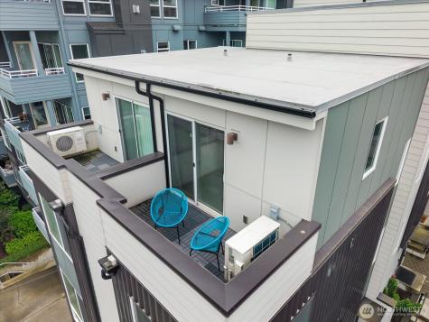 3104 SW Avalon Way Seattle WA 98126