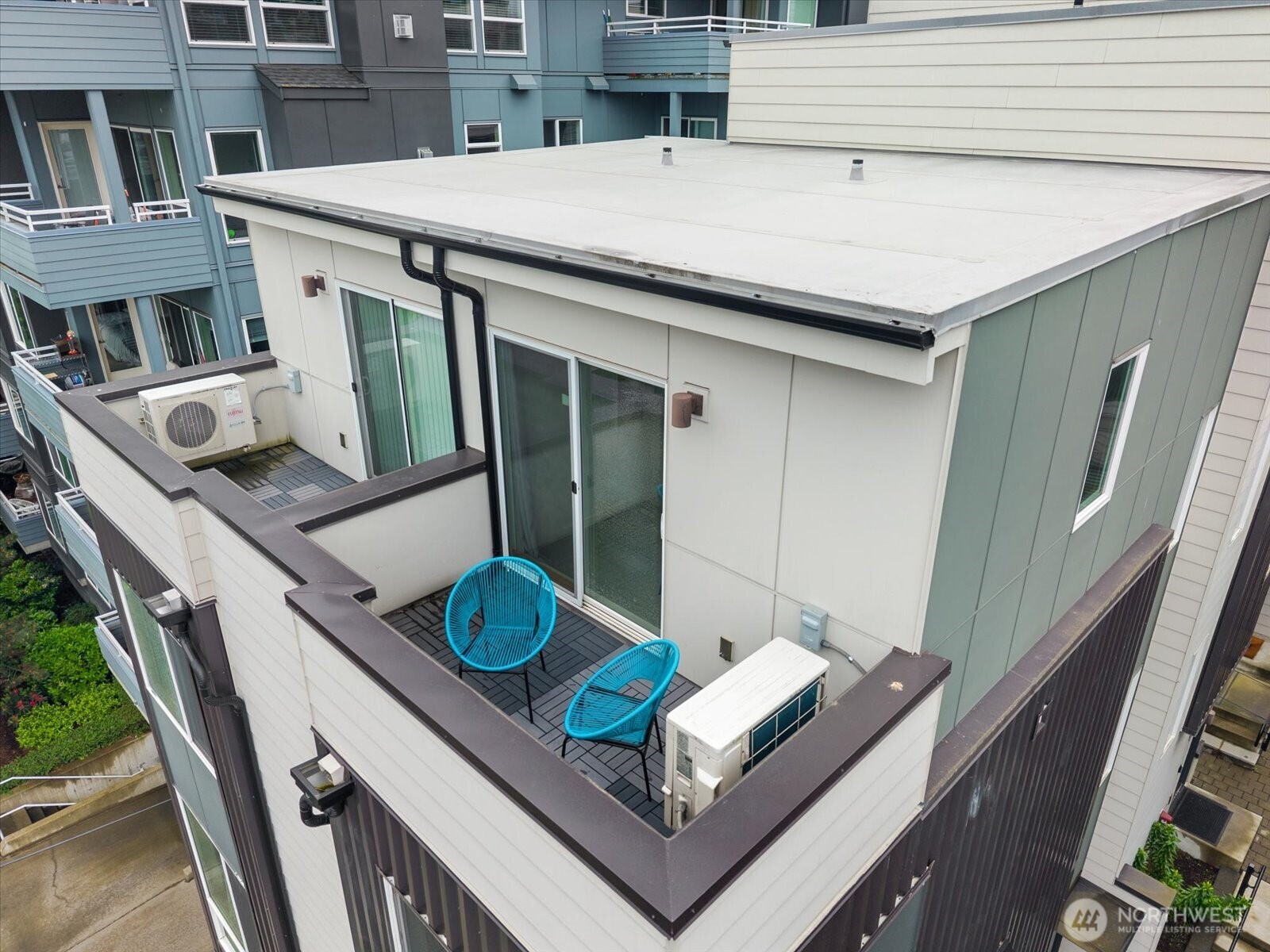 3104 SW Avalon Way Seattle WA 98126