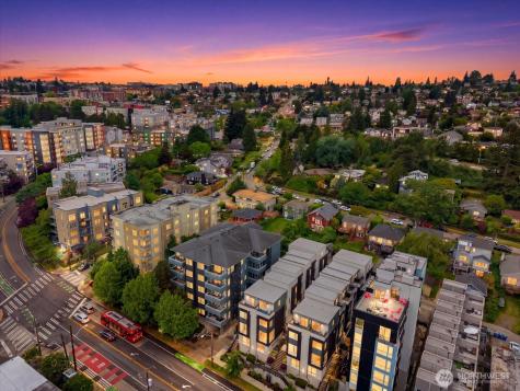 3104 SW Avalon Way Seattle WA 98126