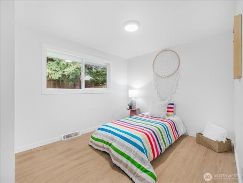 19132 3rd Avenue NW Shoreline WA 98177