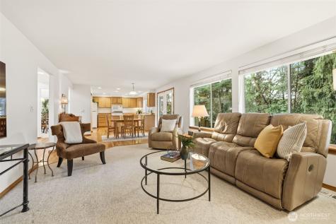 32413 7th Avenue SW Federal Way WA 98023