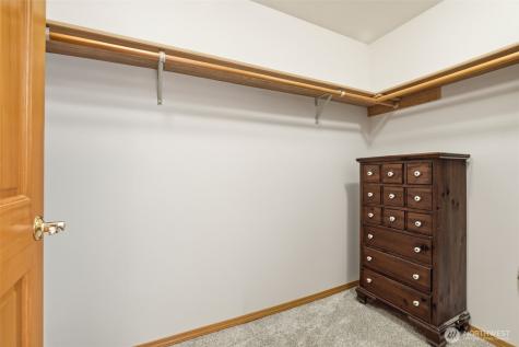 32413 7th Avenue SW Federal Way WA 98023