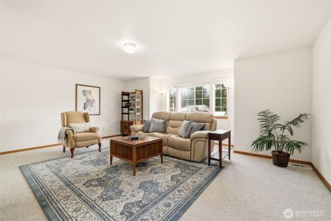 32413 7th Avenue SW Federal Way WA 98023