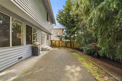 32413 7th Avenue SW Federal Way WA 98023