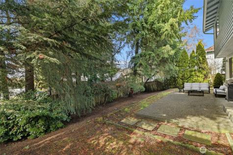 32413 7th Avenue SW Federal Way WA 98023