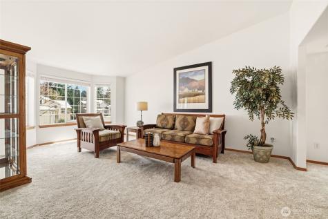 32413 7th Avenue SW Federal Way WA 98023