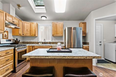 30 N Carp Place N Hoodsport WA 98548