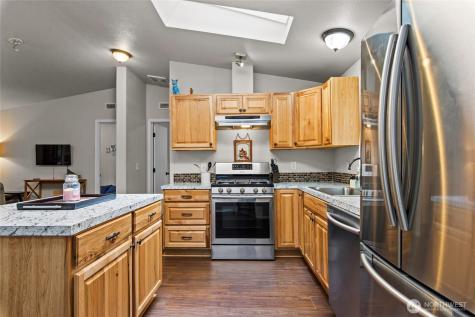 30 N Carp Place N Hoodsport WA 98548