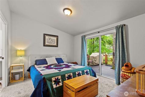 30 N Carp Place N Hoodsport WA 98548