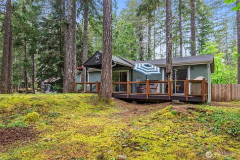 30 N Carp Place N Hoodsport WA 98548