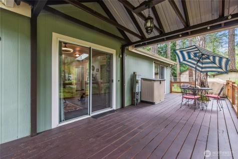30 N Carp Place N Hoodsport WA 98548