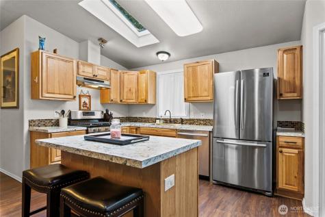 30 N Carp Place N Hoodsport WA 98548