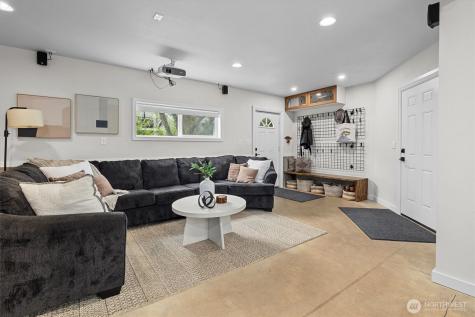 38170 SE Cedar Street Snoqualmie WA 98065