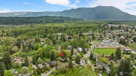 38170 SE Cedar Street Snoqualmie WA 98065